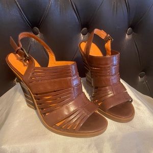 Via Spiga Brown Platform Wedge Sandal Size 5